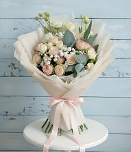 Букет цветов из:  Розы и Лизиантусы #REPLACE_PRED# Летний отдых