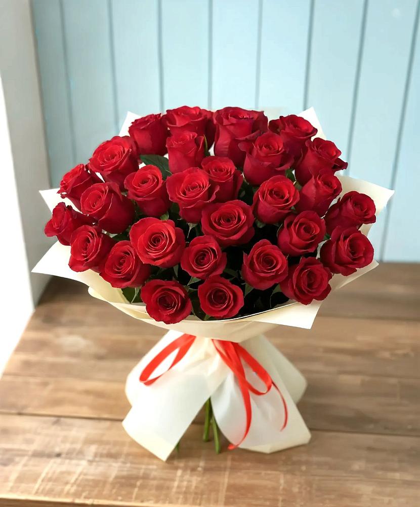 Букет 29 Красных роз в Летний отдых