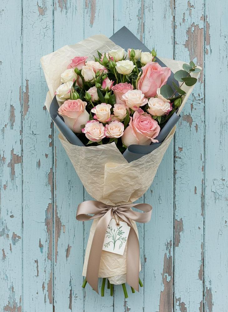 Букет цветов из: Розы в Летний отдых