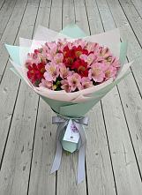Букет цветов из:  Альстромерии в Летний отдых