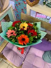 Букет цветов из:  Герберы, Хризантемы и Альстромерии #REPLACE_PRED# Летний отдых