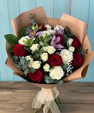 Букет цветов из:  Розы и Альстромерии #REPLACE_PRED# Летний отдых