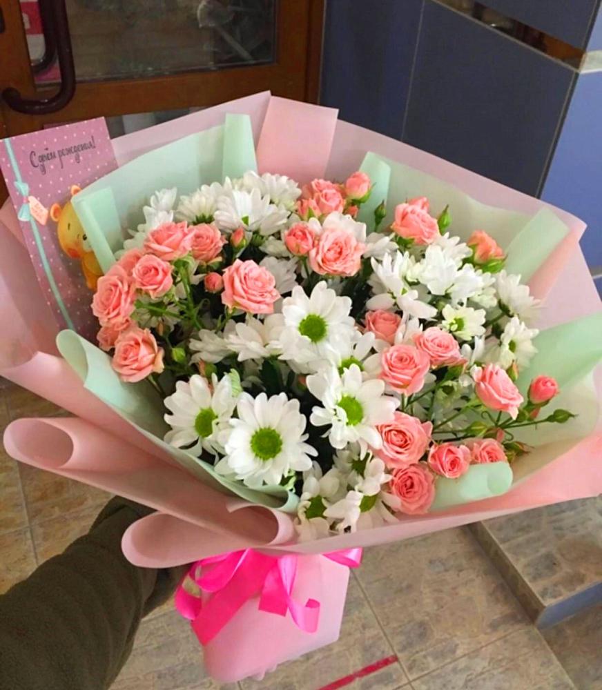 Букет цветов из: Розы и Хризантемы в Летний отдых