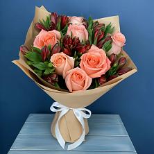 Букет цветов из:  Розы и Альстромерии в Летний отдых