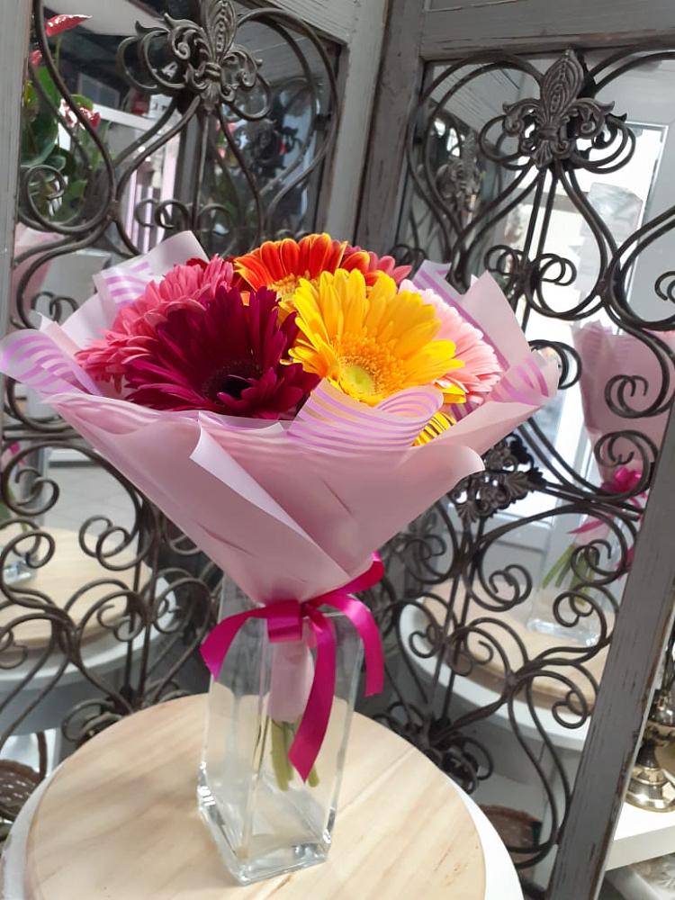 Букет цветов из: Герберы в Летний отдых