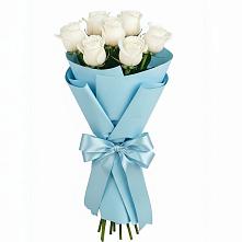 Букет 7 белых роз Проуд в Летний отдых