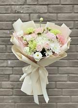 Букет цветов из:  Гвоздики, Розы, Лизиантусы и Хризантемы #REPLACE_PRED# Летний отдых