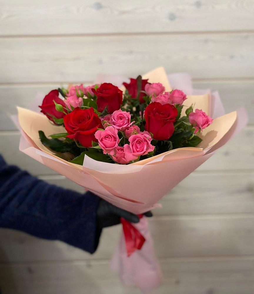 Букет цветов из: Розы в Летний отдых